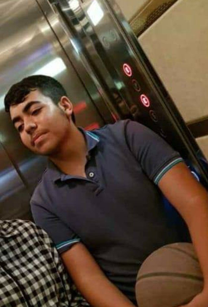 15 yaşındaki ikizleri koronavirüs ayırdı