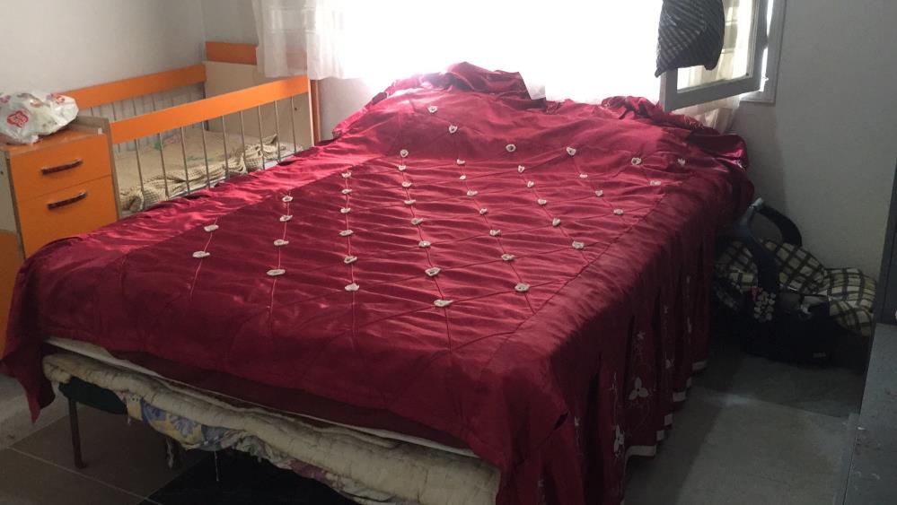 30 günlük bebek karyoladan düşerek öldü