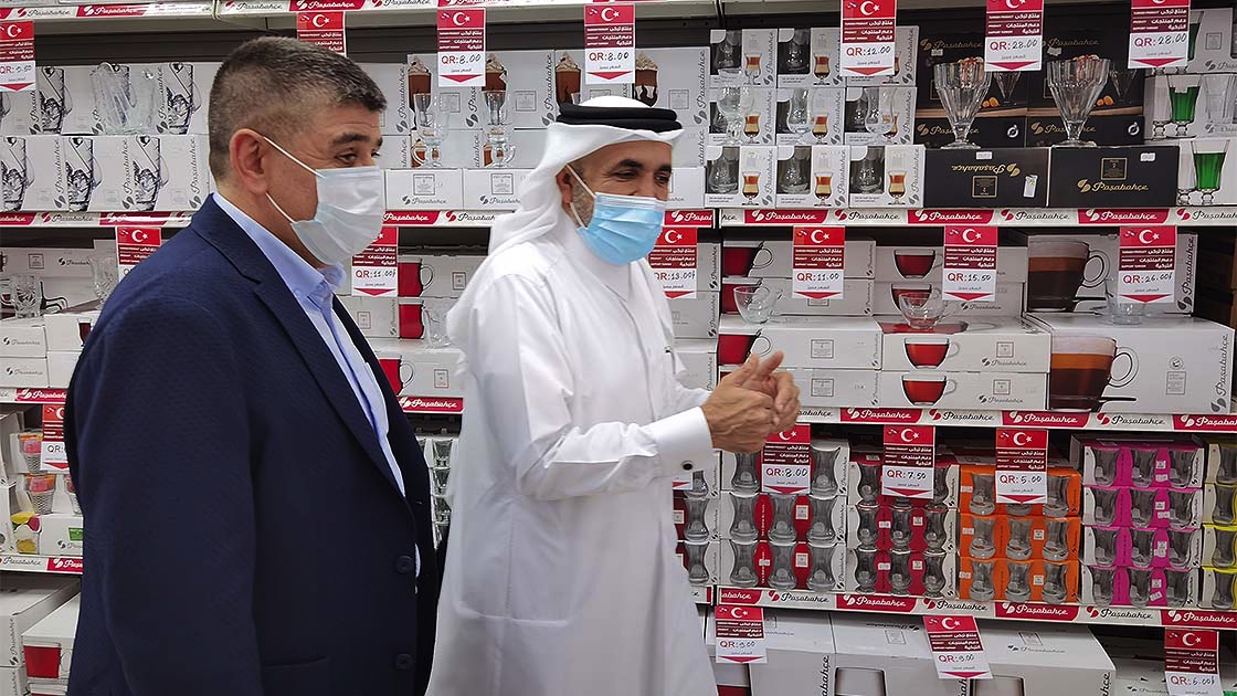 Katar'daki büyük marketler zinciri Türk ürünlerine destek kampanyası başlattı