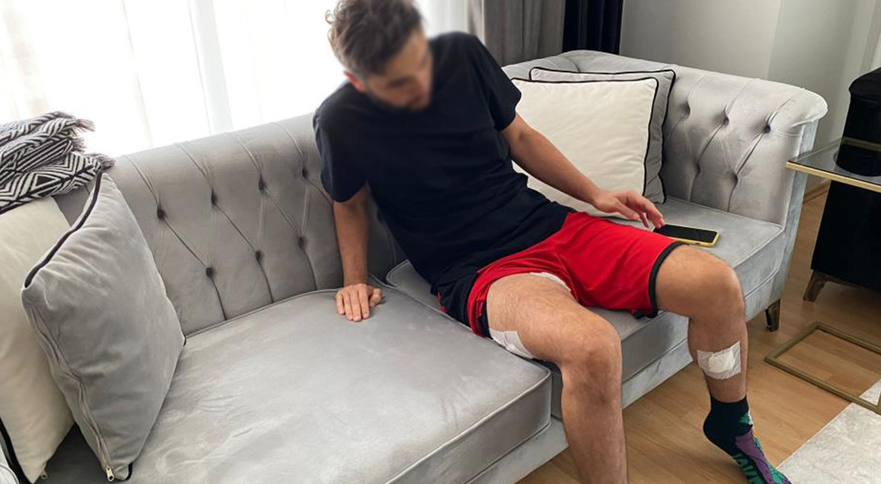 Ümraniye’de araç sürücüsü motosikletliyi 7 yerinden bıçakladı, serbest kaldı: Saldırganı annesi bile engelleyemedi