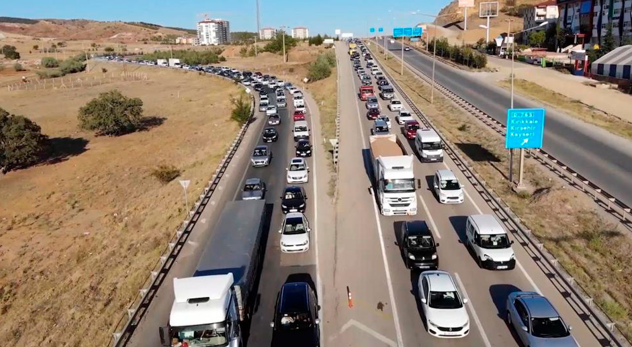 43 il buradan geçiyor... Kilit kavşağa neşter vuruluyor: Artık bu görüntüler tarih olacak