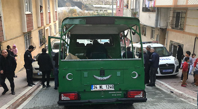Esenyurt’ta gizemli ölüm! Kayıp adam apartman boşluğunda ölü bulundu
