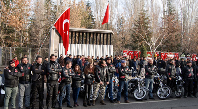 Kayseri'de geçen yıl şehit edilen 15 komando anıldı