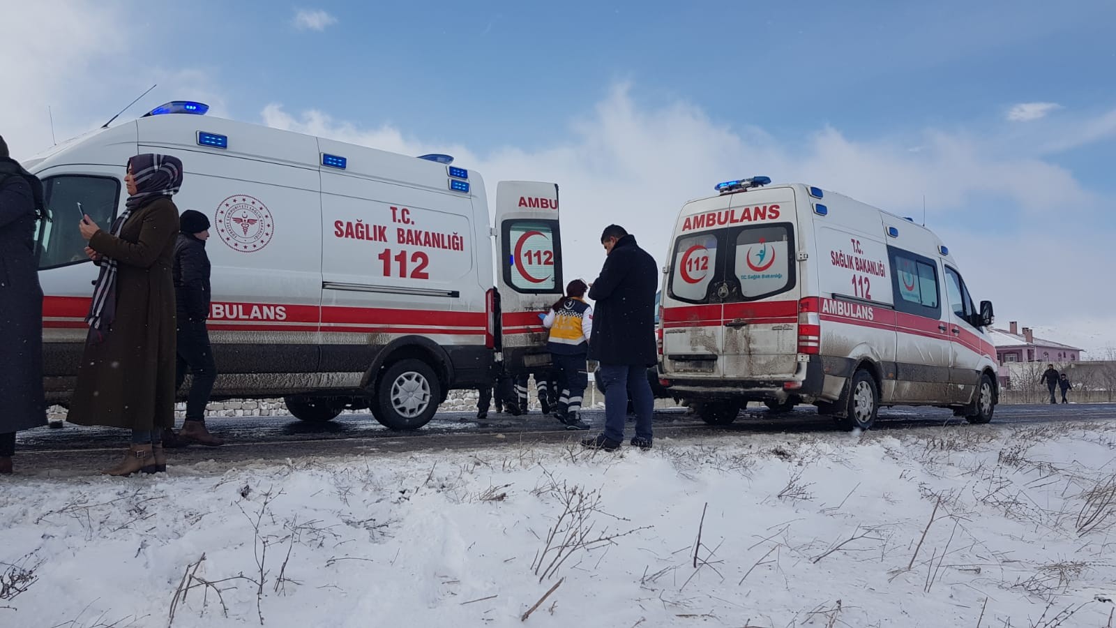 Kayseri'de yolcu otobüsü devrildi: 43 yaralı