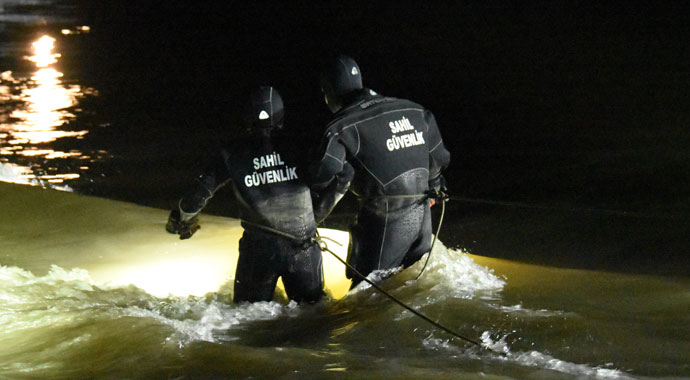 Kaybolan 2 genci arama çalışmaları sabahın ilk ışıklarıyla devam etti