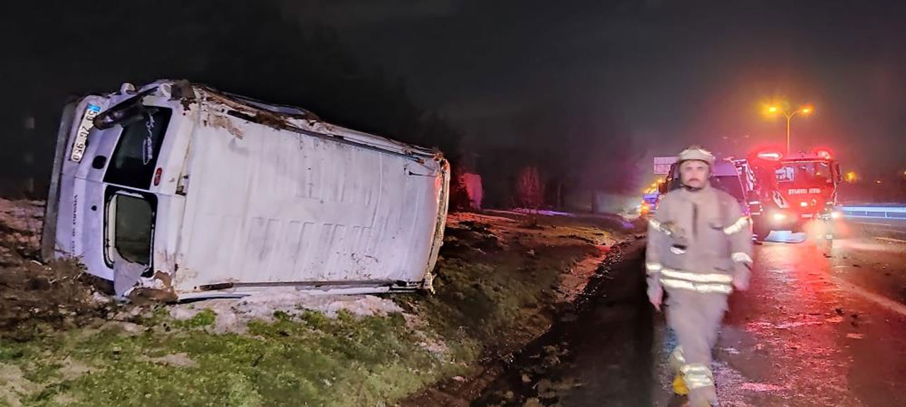 TEM Otoyolu'nda iki ayrı kaza: 7 araç birbirine girdi