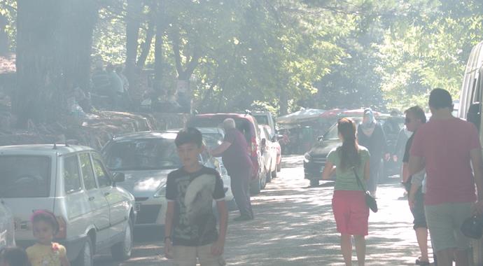 Piknikçiler Kazdağlar'ını duman altı yaptı