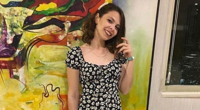 23 yaşındaki genç kız üniversite içinde ölüme böyle gitti! Korkunç görüntüler...