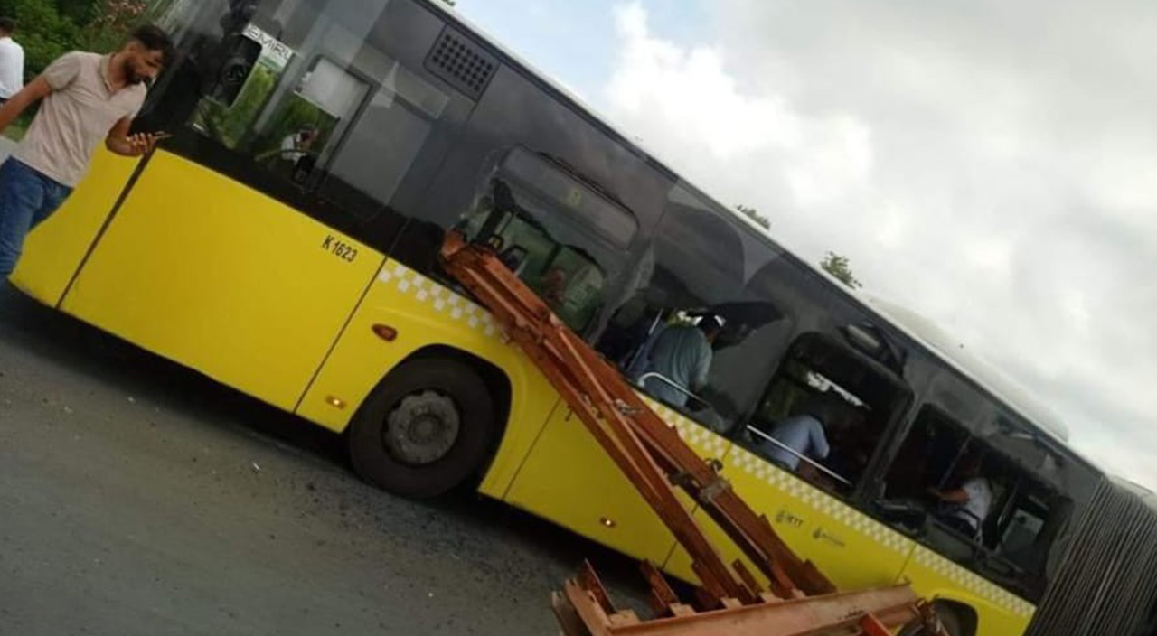 Kamyondan düşen demirler İETT otobüsüne saplandı! Yaralılar var