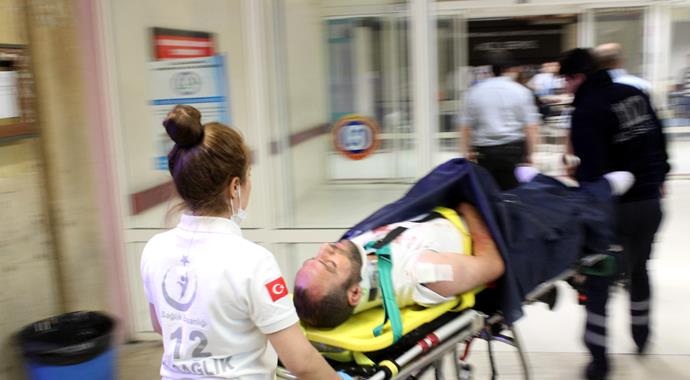 Kaza haberleri peş peşe geldi, 3 ölü 7 de yaralı var