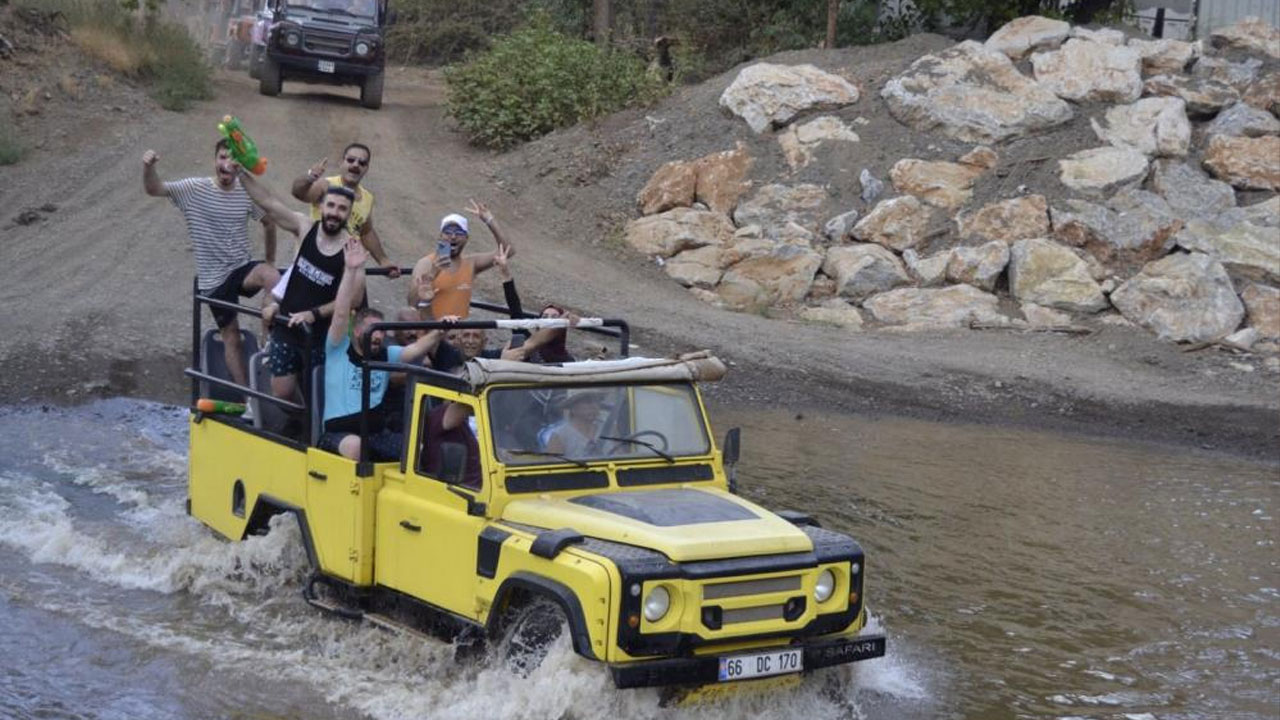 Cip turu kazasında hayatlarını kaybetmişlerdi: Ölüme böyle el salladılar