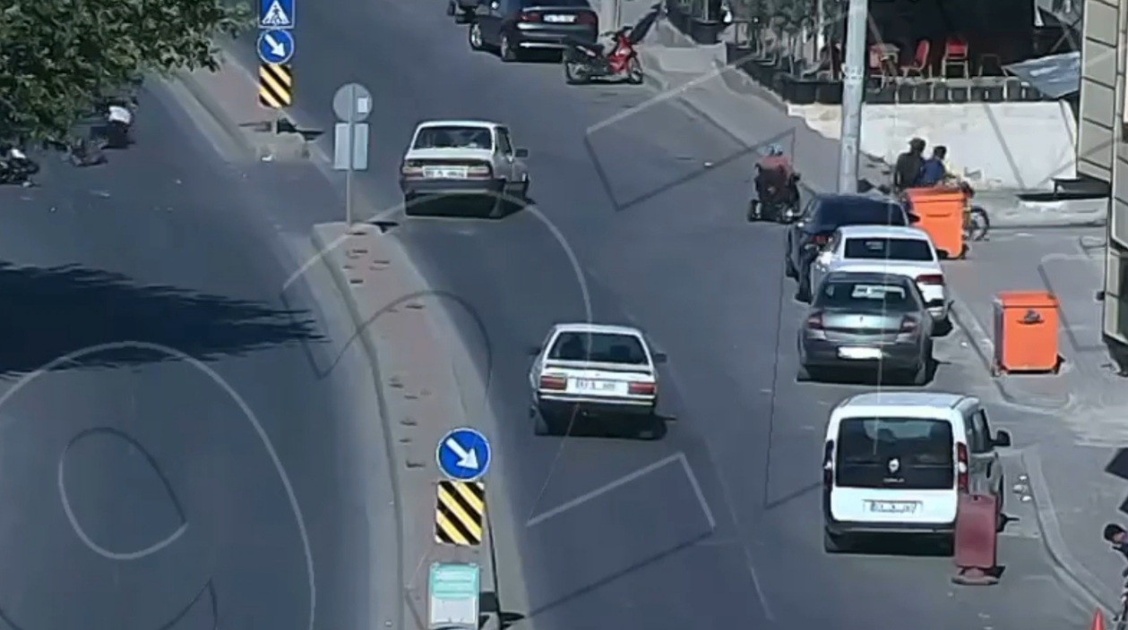 Metrelerce fırladı hiçbir şey olmamış gibi kalkıp yürüdü!