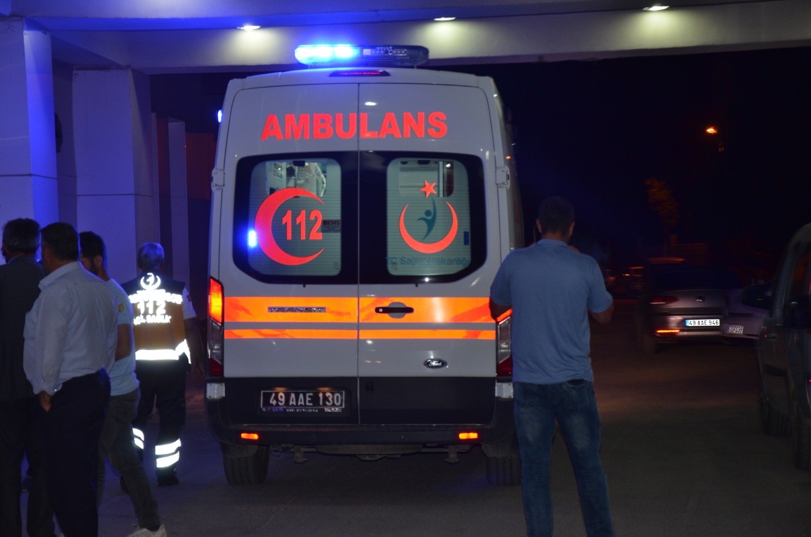 Muş'ta feci kaza! Otomobil traktöre çarptı: 3 ölü, 4 yaralı Muş'ta feci kaza! Otomobil traktöre çarptı: 3 ölü, 4 yaralı