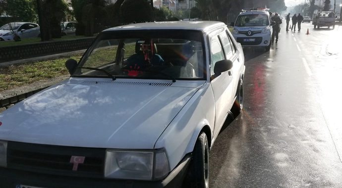 Yayaya çarptı, üzüntüden bayıldı