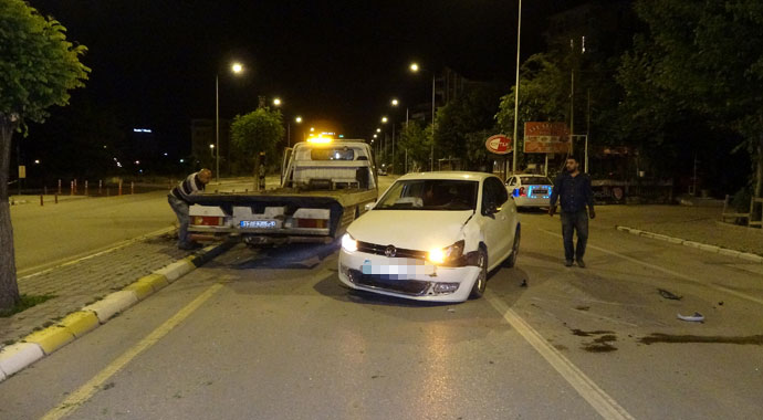 Kaza yaptı, polisi sürücü olduğuna ikna edemedi