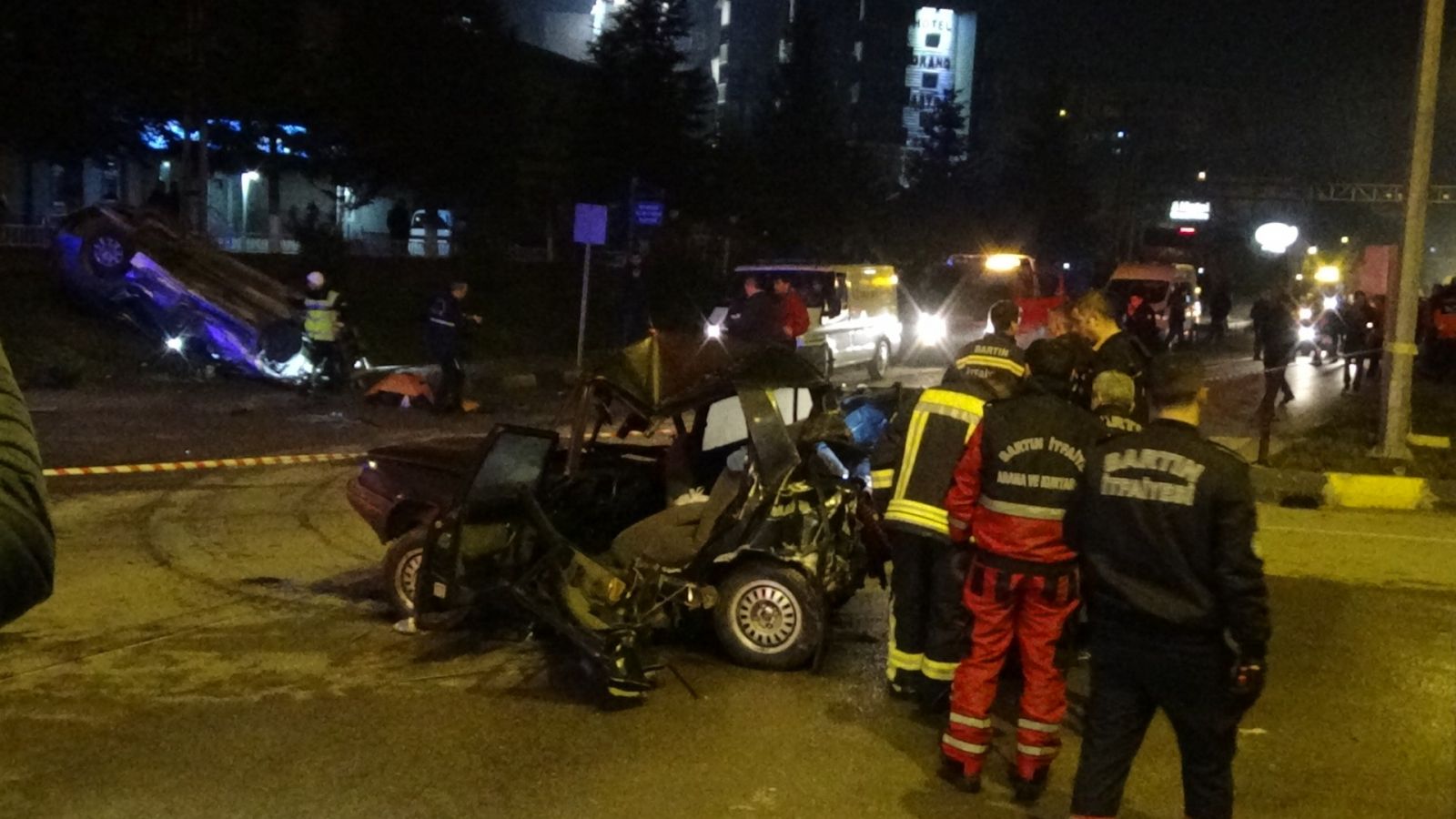 Bartın'da arıza yapan aracı iterken canından oldu