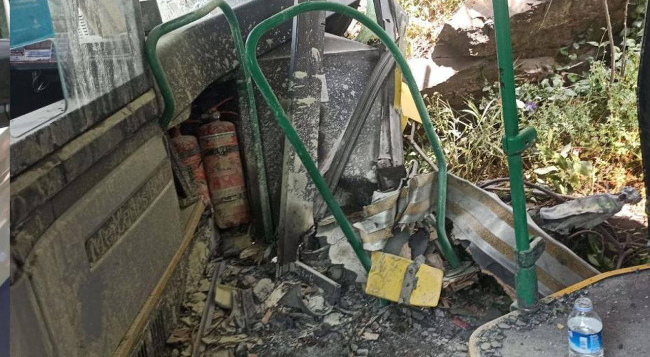 Beykoz'da İETT otobüsü kayalıklara daldı: Çok sayıda yaralı var