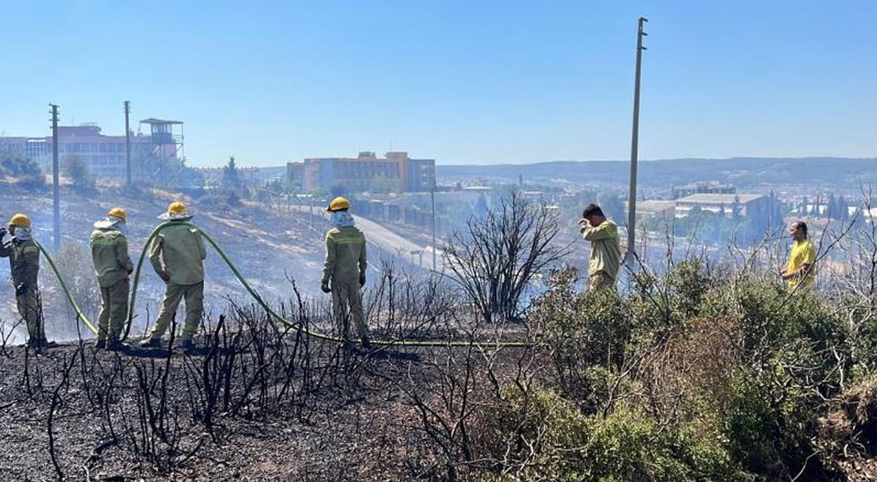 İzmir’de yangın! Jet hızıyla müdahale ile 6 dakikada kontrol altına alındı