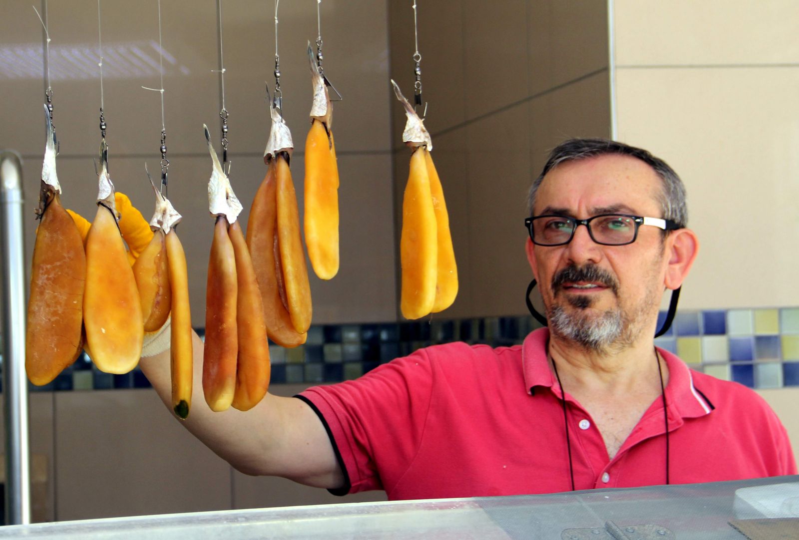 Kefal yumurtaları 500 liradan satılıyor