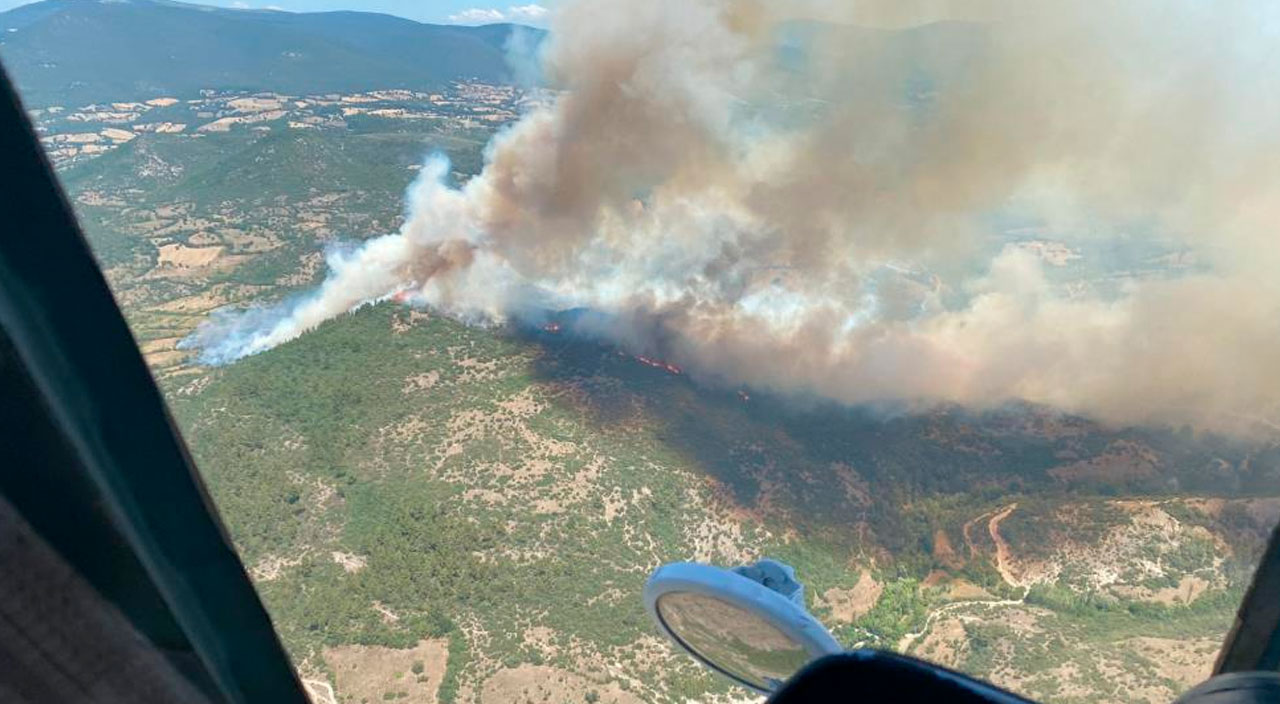 Balıkesir Kepsut'ta orman yangını: Valilikten ilk açıklama geldi Balıkesir Kepsut'ta orman yangını: Valilikten ilk açıklama geldi