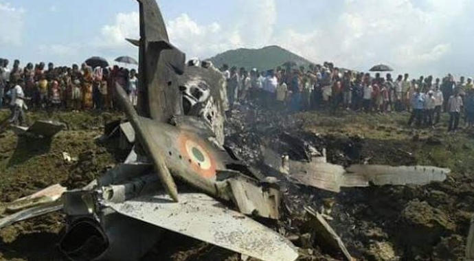 Keşmir’de tansiyon yükseliyor: Hindistan’a ait 2 savaş uçağı düştü