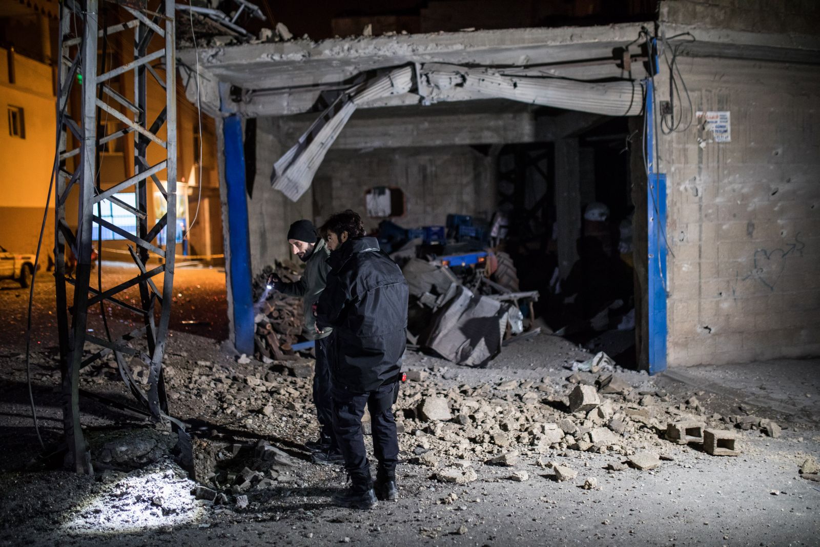 Kilis'e 4 roket düştü!