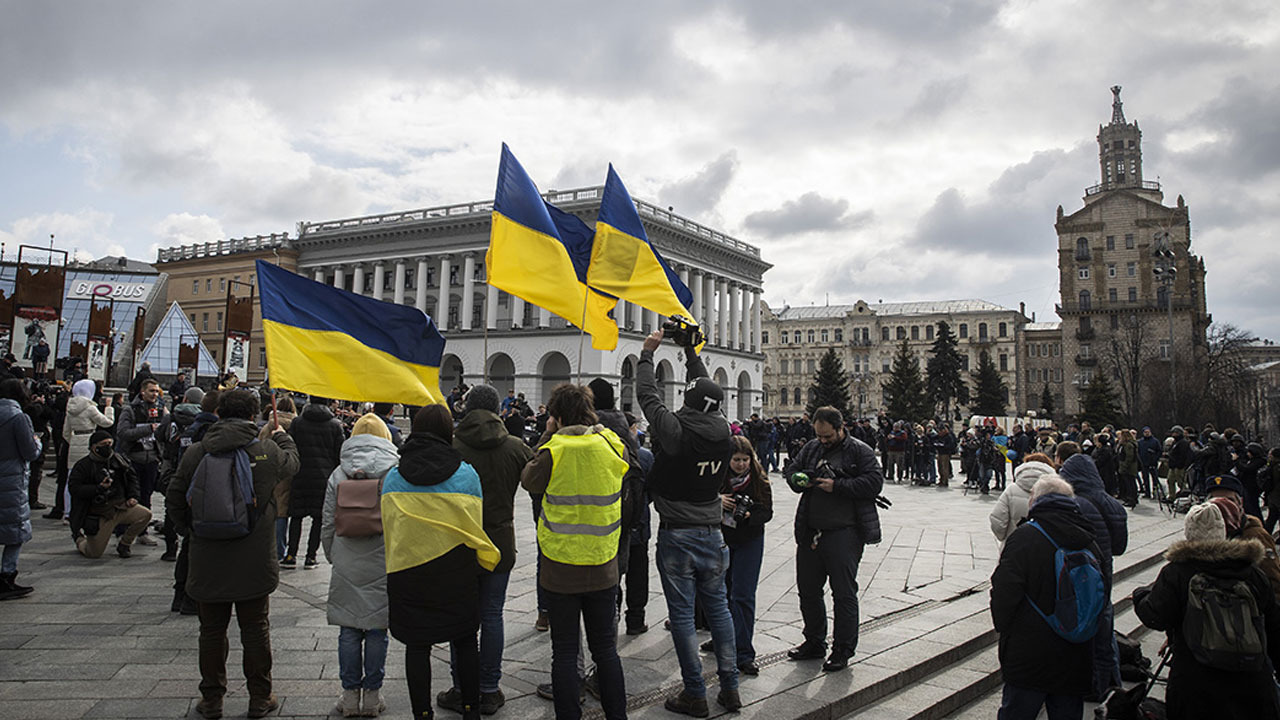 Zelenskiy'e sanatsal destek: Patlama seslerinin gölgesinde klasik müzik konseri Zelenskiy'e sanatsal destek: Patlama seslerinin gölgesinde klasik müzik konseri