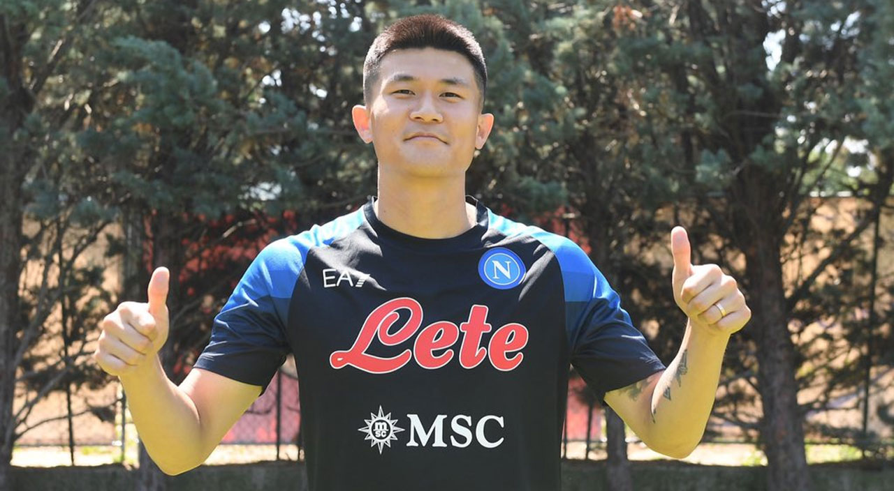 Fenerbahçe'nin en iyi müşterisi Napoli! Kim Min-Jae ve Eljif Elmas satışından dev gelir. Fenerbahçe'nin en iyi müşterisi Napoli! Kim Min-Jae ve Eljif Elmas satışından dev gelir.