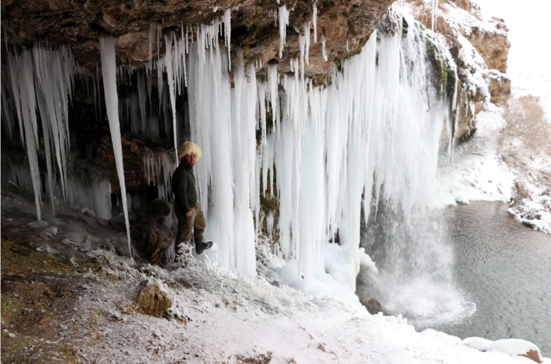 Ardahan'da Sibirya soğuğu! Termometreler eksi 22'yi gördü