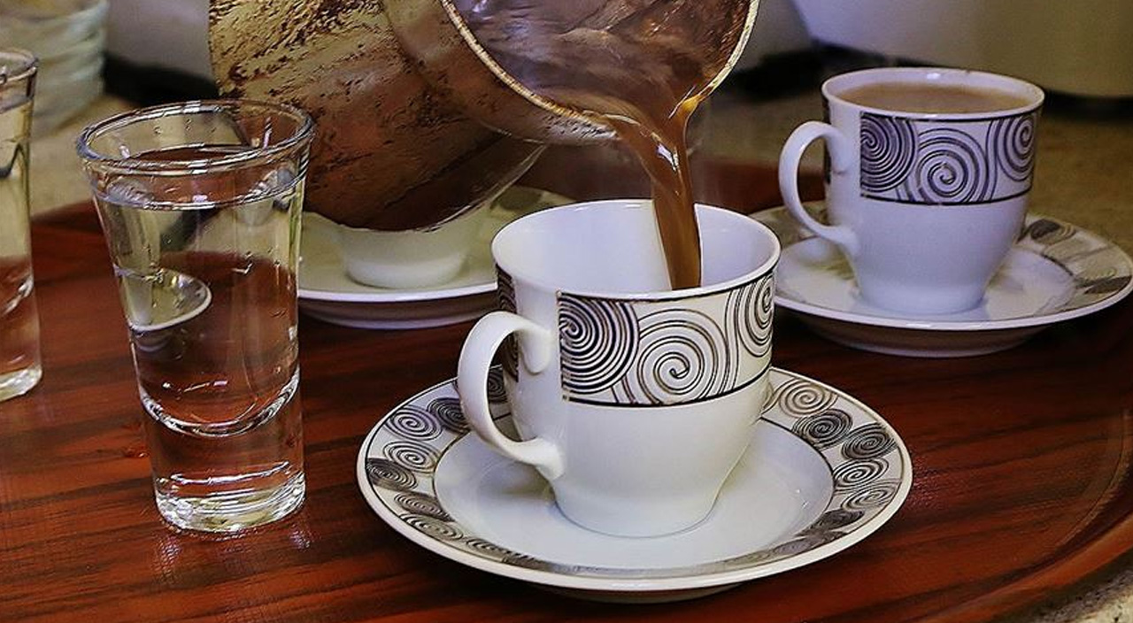 Kahve dost mu düşman mı? Kırk yıl hatırı var diyorlar ama...