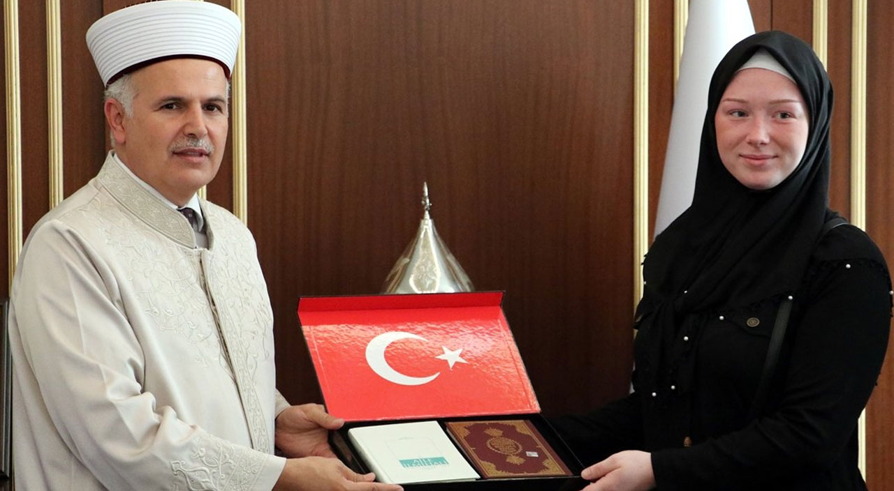 Almanya’dan gelip Gaziantep’te Müslüman oldu