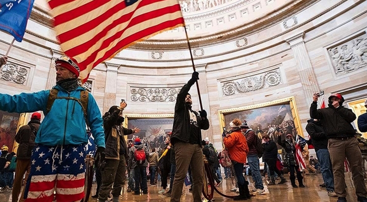 Trump'tan 12 sayfalık açıklama: Kongre baskını için demokratları suçladı