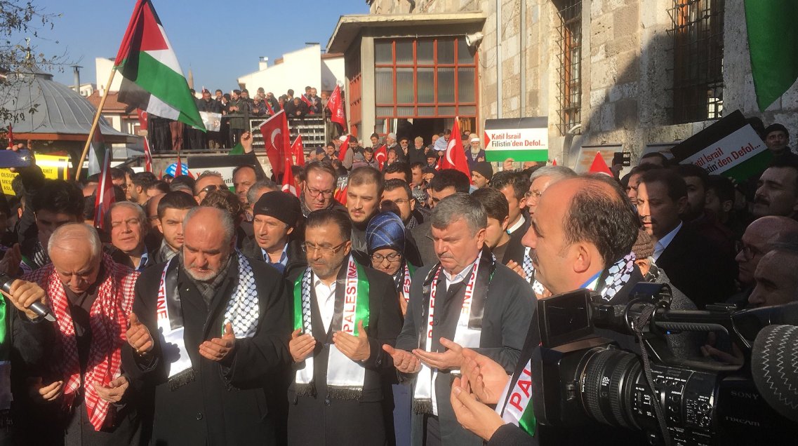 Konya'da dualarla Kudüs protestosu