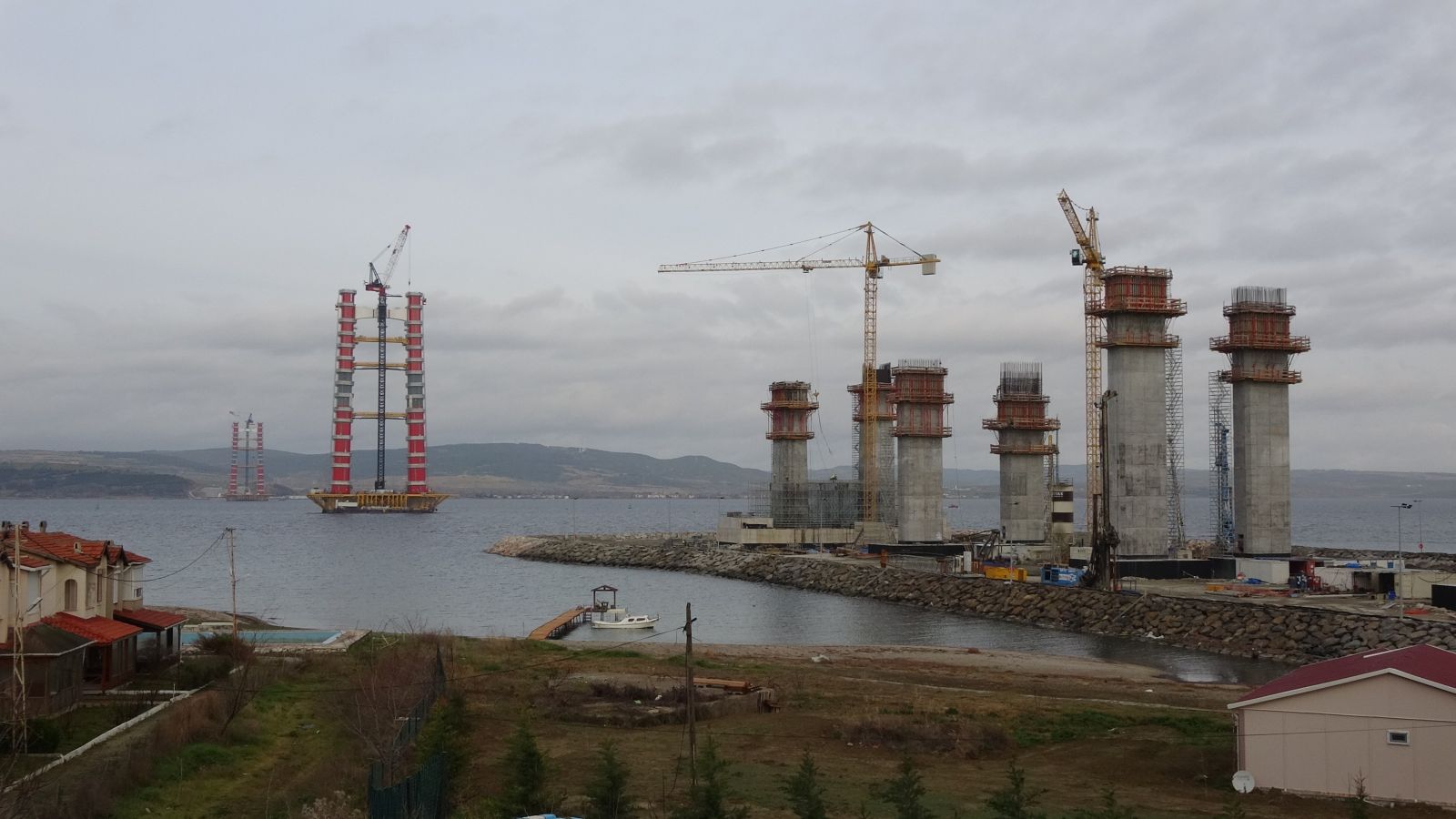 1915 Çanakkale Köprüsü’nün ayakları 150 metre uzunluğa ulaştı