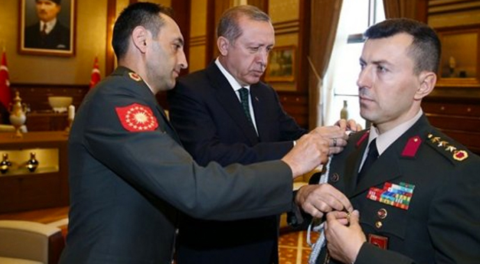 Yaverlerdeki kordonun anlamı