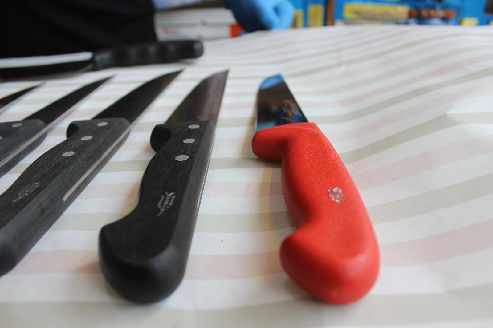 Koronaya karşı özel olarak üretildi! Kurban Bayramı öncesi bu bıçaklar yoğun ilgi görüyor....