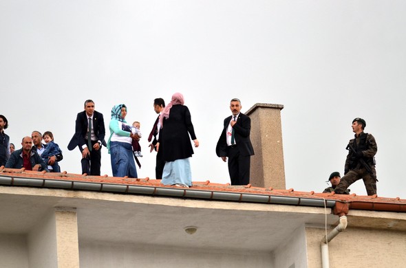 Cumhurbaşkanı'nın ziyaretinde hareketli anlar