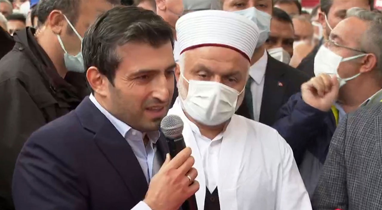 Baykar Yönetim Kurulu Başkanı Özdemir Bayraktar'a veda Baykar Yönetim Kurulu Başkanı Özdemir Bayraktar'a veda