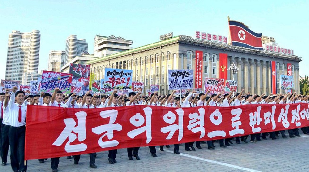 On binlerce Kuzey Koreli ABD'ye meydan okudu