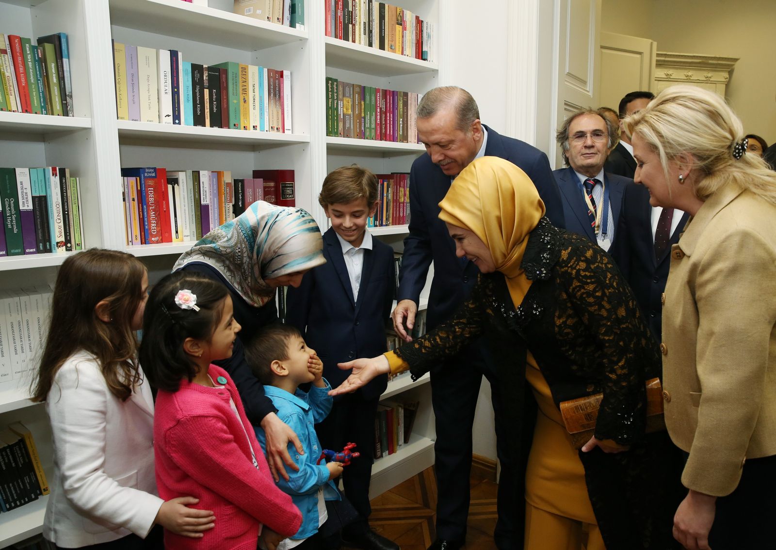 Erdoğan Zagreb'de Yunus Emre Türk Kültür Merkezi’ni açtı