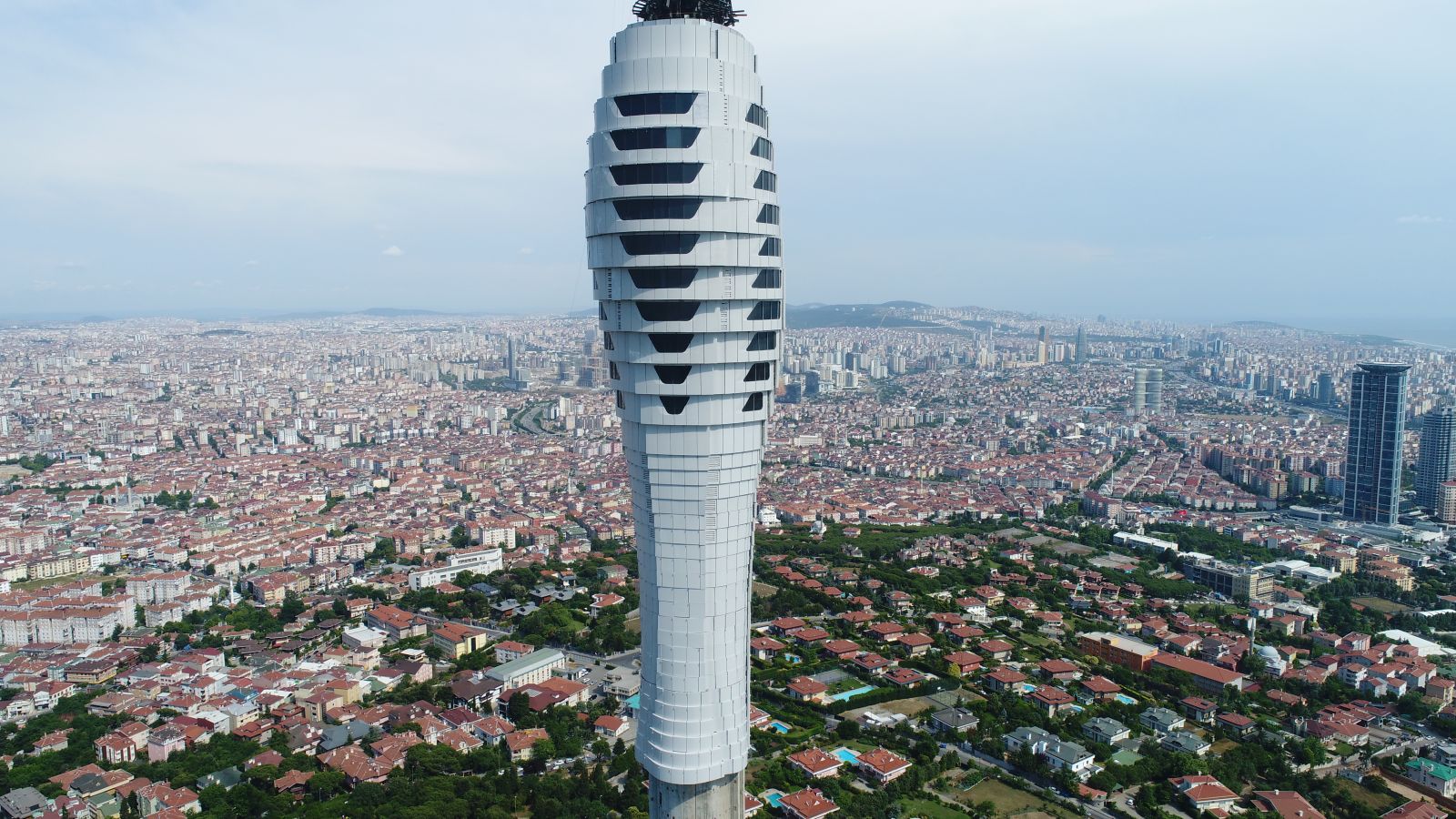 Yüzde 85’i tamamlanan Çamlıca Kulesi havadan görüntülendi