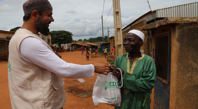 İhtiyaç sahipleriyle 52 bin 265 kurban hissesi paylaşıldı