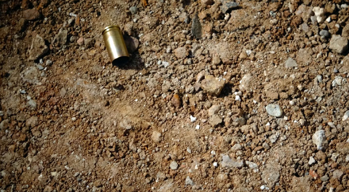 ‘Neden inşaata başlamıyorsunuz’ dedi, kurşun yağdırdı