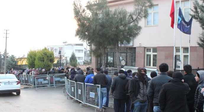 Bin 500 kişilik işçi alımı için 11 bin 500 kişi başvurdu