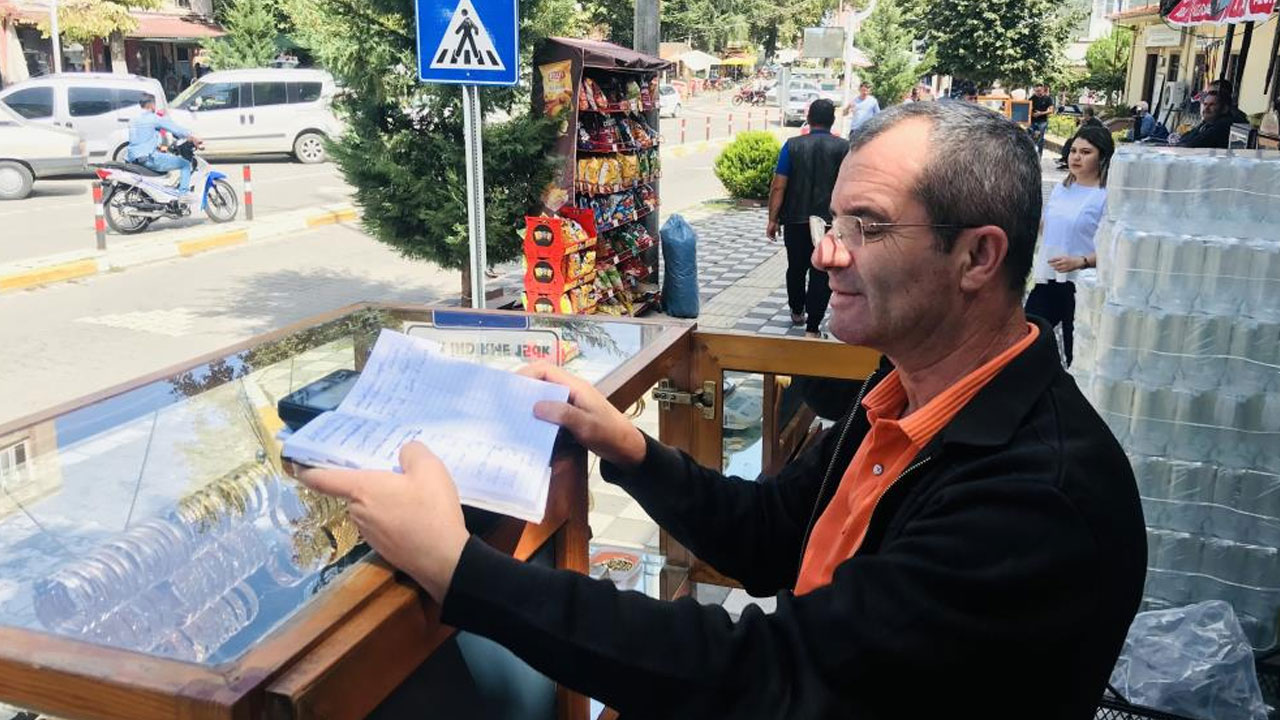 Seyyar kuyumcu! Gerçek altınları kapış kapış satılıyor