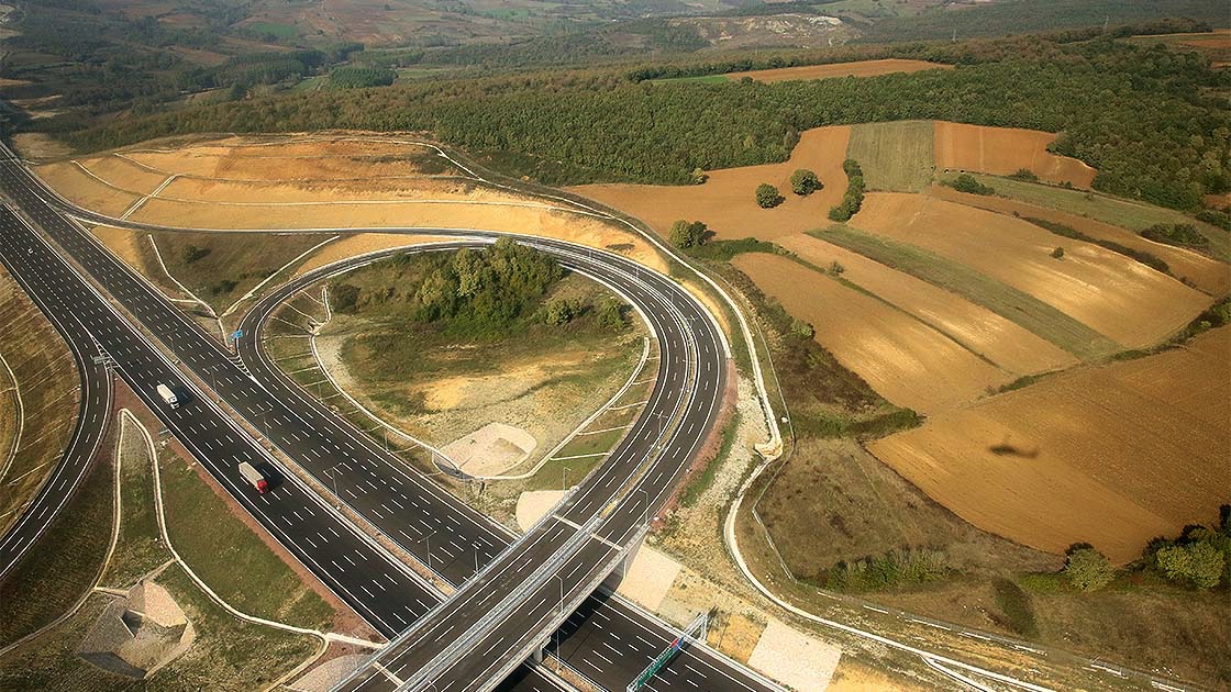 Kuzey Marmara Otoyolu'nda helikopter destekli trafik denetimi
