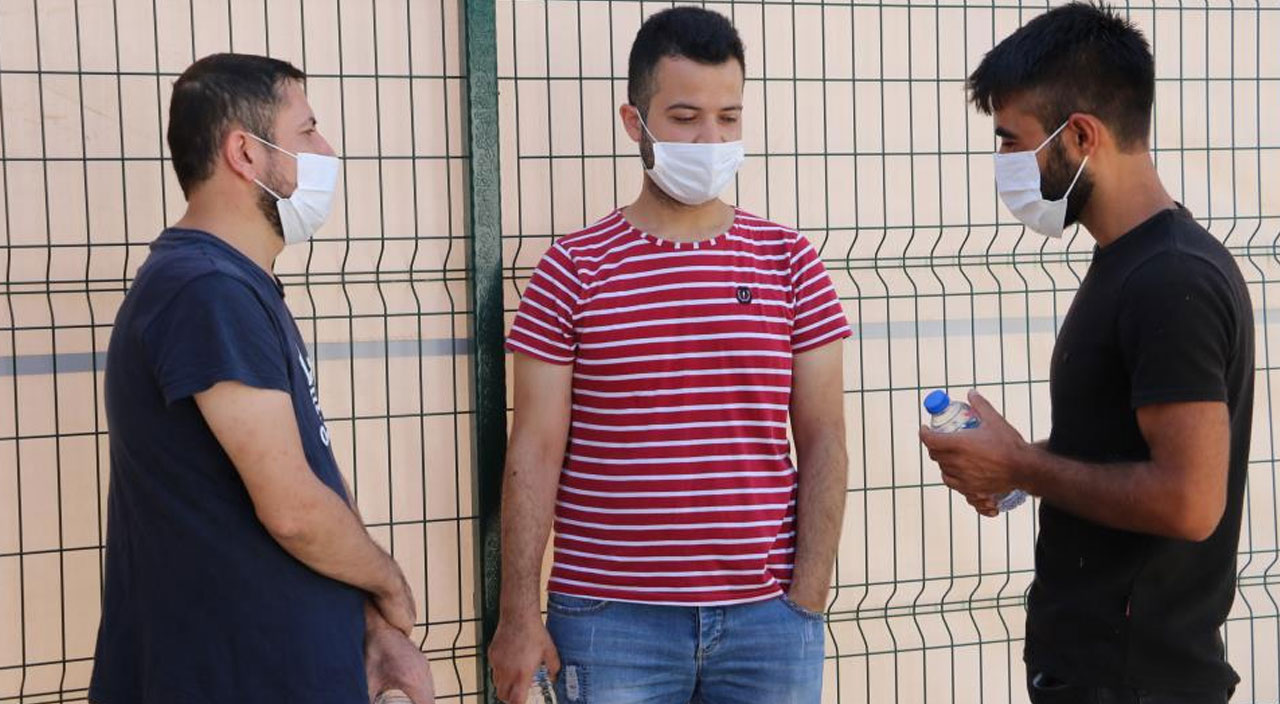 Kurtarılan göçmenler Yunan zulmünü anlattı! Dövüp, aç ve susuz bırakmışlar Kurtarılan göçmenler Yunan zulmünü anlattı! Dövüp, aç ve susuz bırakmışlar