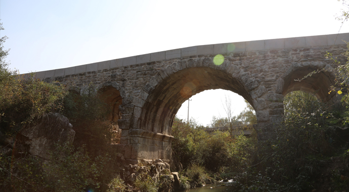Antik Roma köprüsü, 2 bin yıldır ayakta duruyor