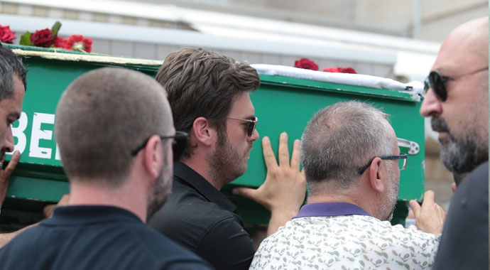 Kıvanç Tatlıtuğ ve Başak Dizer’in acı günü