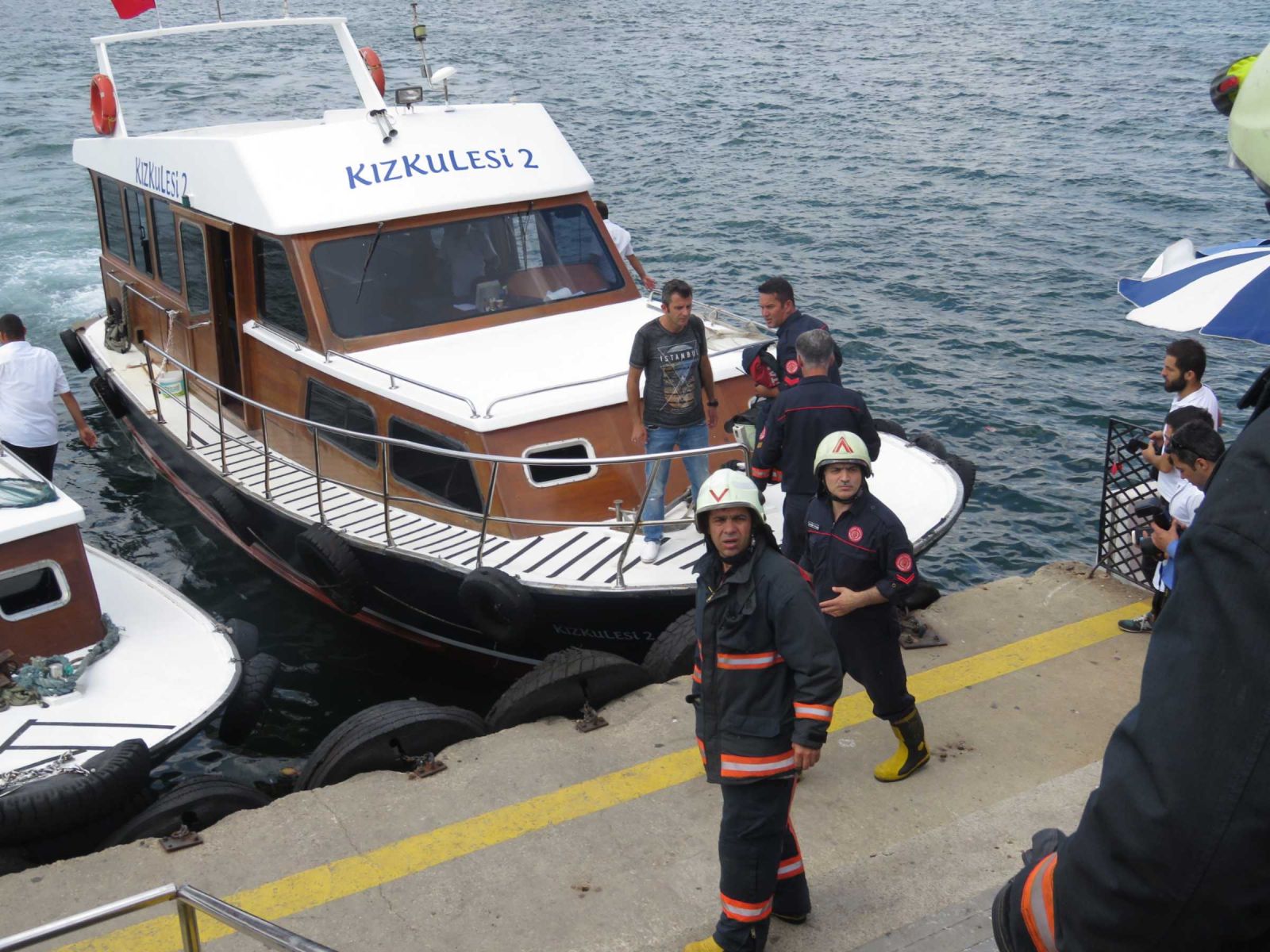Kız Kulesi'nde korkunç yangın
